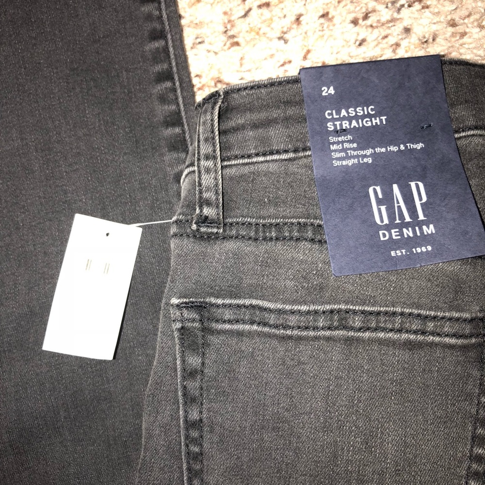 NWT black stretch gap jeans size 24